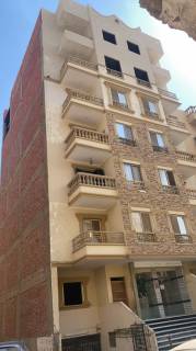 شقة للبيع 120 متر بالدور الخامس الحى الرابع الهضب