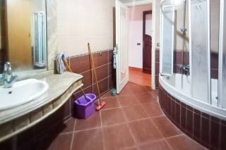 شقه للبيع 143 متر سموحه بجوار جامعه فاروس