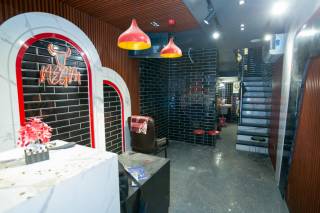 محل للبيع 10 متر محطة الرمل بجوار البنك المركزي