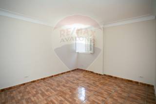 شقة للبيع 270 متر جناكليس أمام ش وجيه باشا