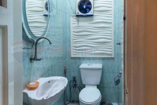 شقة للايجار 180 متر زيزينيا علي الترام مباشرة