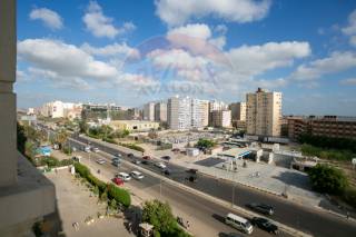 شقة للإيجار المفروش 199 متر سموحة كومباوند الصيادلة