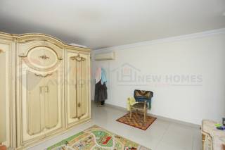 شقة للبيع 180 متر زيزينيا خطوات من ش ابوقير