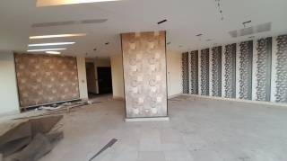 شقة للبيع في المهندسين 300م في شارع الثورة الرئيسى