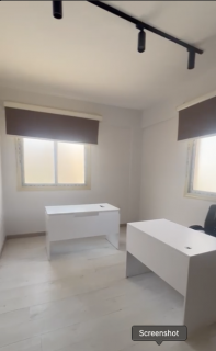 مكتب مفروش بيفرلي هيلز الشيخ زايد لقطة بمعني الكلم