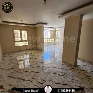 شقة للبيع 125 متر سبورتنج خطوات من شارع ابوقير