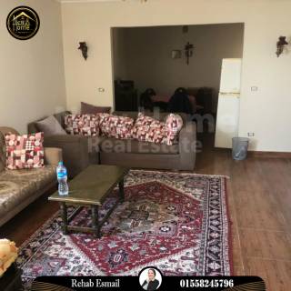 شقة للبيع 100 متر سيدى جابر خطوات من البحر