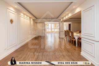 شقة دوبلكس للبيع 400 متر لوران متفرع من شارع الاقبال