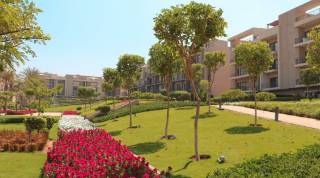 شقة استلام فورى متشطبة فى التجمع الخامس بجوار AUC