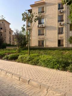 شقة للبيع في التجمع الخامس