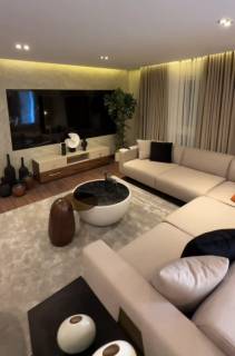 ببيع شقه استلام فوري متشطيب علي التسعين امام كمبون