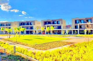 شقه للبيع 70م بالم هيلز