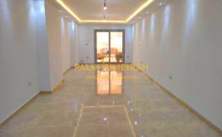 شقة للبيع 210م جليم خطوات من البحر