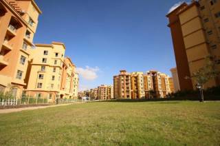 للبيع شقه بسعر مميز جدا كمبوند دجله بالمز المرشدي