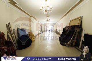 شقة للبيع 230 متر جليم ش اسماعيل حبروك