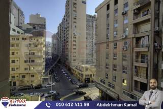 شقة للبيع 105 متر سيدي بشر خطوات من البحر