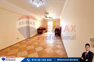 شقة للبيع 135 متر ميامي ش الصاغ صلاح الدين شعبان