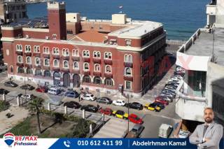 شقة للبيع 150 متر الشاطبي خطوات من البحر