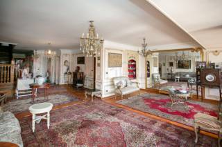 دوبلكس للبيع 340 متر زيزينيا امام قصر المجوهرات