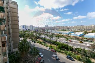 شقة للبيع 267 متر سموحة ش 14 مايو عمارة براند