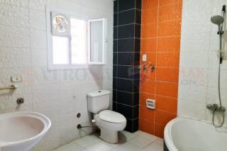 شقة للايجار 300 متر ستانلي ش مصطفي ابو هيف