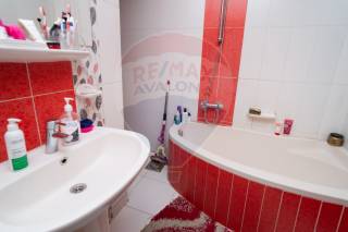 شقة للبيع 245م جناكليس شارع ابوقير