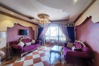 شقة للايجار المفروش 135 متر الشاطبي خطوات من البحر