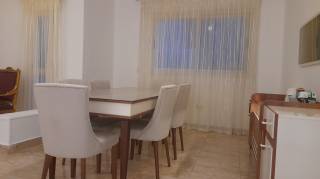 شقة مفروشة للإيجار في المهندسين 250م في موقع ممتاز