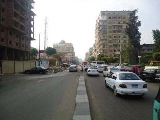 وحدة إدارية بموقع متميز في قلب العباسية