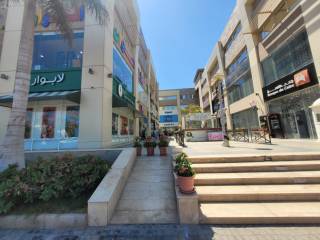 محل للايجار بالشيخ زايد مول Exit 14