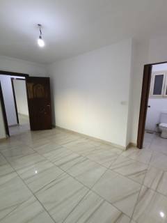 مكتب 200م رئيسي قرب نادي الصيد الدقي