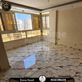 شقة للبيع 125 متر سبورتنج خطوات من شارع ابوقير