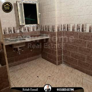 مقر اداري للايجار 140 متر كليوباترا شارع طيبة