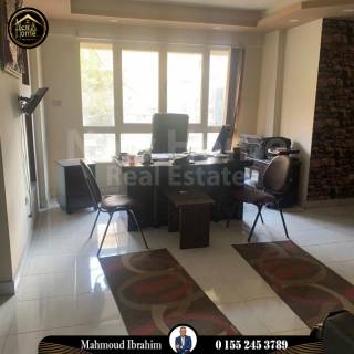 بجولد سيتى مصطفى كامل شقه اول بلكونه تصلح عياده مكتب م