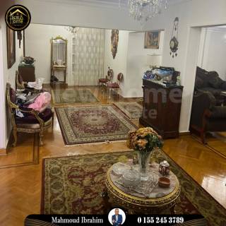 شقة للبيع 260 متر بولكلى أمام كلية تربية رياضيه