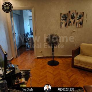 مقر اداري للايجار 130 متر سبورتنج علي الترام