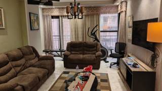 شقة للبيع 178م فى سموحه شارع ذكى رجب الرئيسي