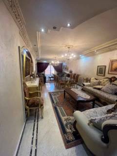 شقة للبيع 185م فى ستانلى شارع عبد العزيز فهمى