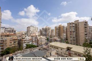 شقة للبيع 160 متر رشدى ش الفريد ليان