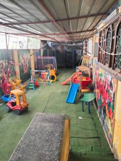 أرضي بمدخل خاص 250م للايجار يصلح حضانه او شركه