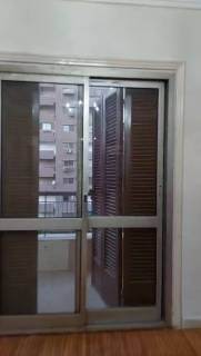 شقه للإيجار ق ج فاضيه في المهندسين بالقرب من ش احم