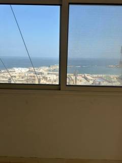 للإيجار شقة 150م سيدي جابر ترى البحر بانوراما