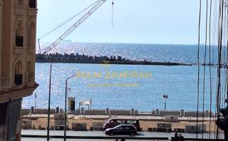 شقه للبيع 220م ميامى شارع خليل حمادة الرئيسى