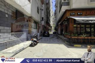 محل للايجار 250 متر لوران خطوات من ش أبو قير