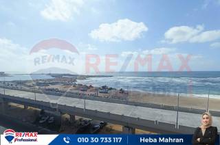 شقة للبيع 100 متر محمد نجيب علي البحر مباشرة