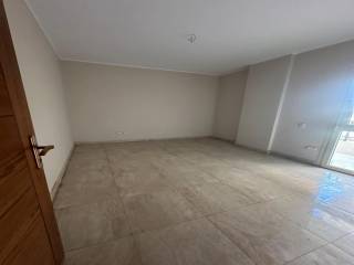 مكتب إداري في شيراتون المطار225م بشارع السيد زكريا