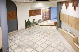 محل للايجار 330 متر سموحة متفرع من ش اسماعيل سري