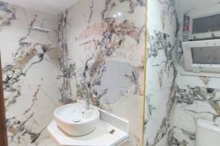 شقة للايجار 202 متر سموحة جراند فيو