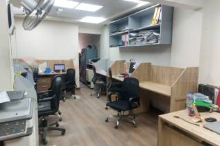 شقة اداري للبيع 130 متر لوران تاني نمرة من الترام