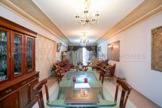 شقة للبيع 187 متر السرايا خطوات من البحر